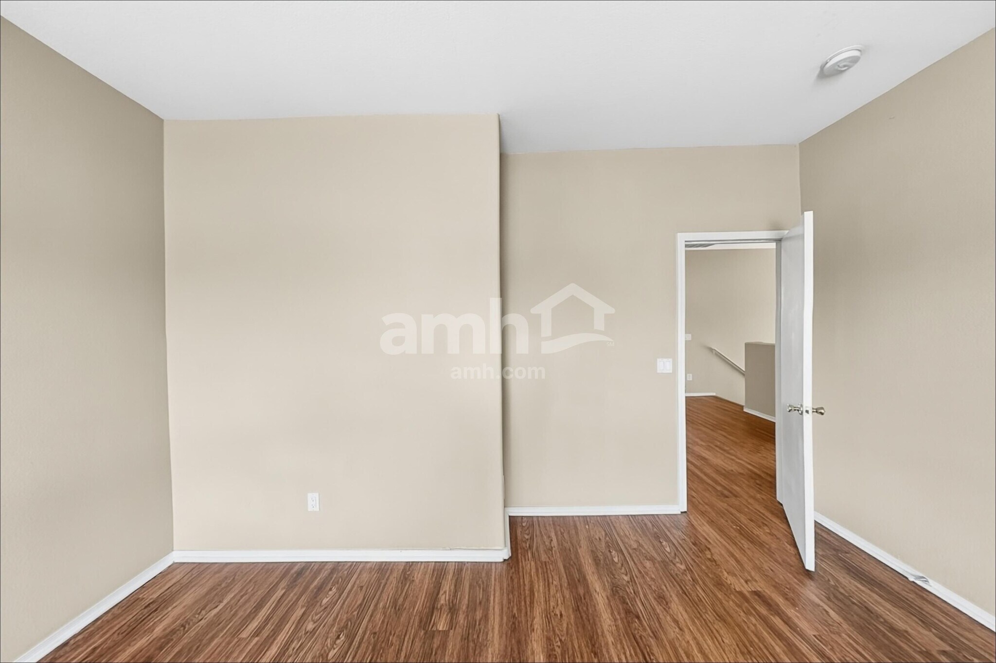 Building Photo - 13240 W Watson Ln