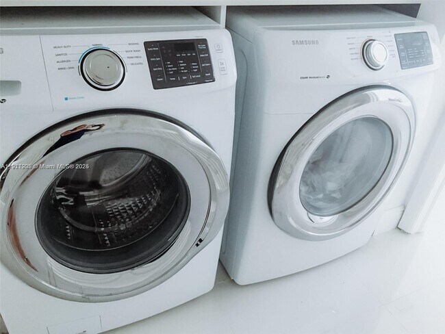 Building Photo - 15264 SW 91st Ln