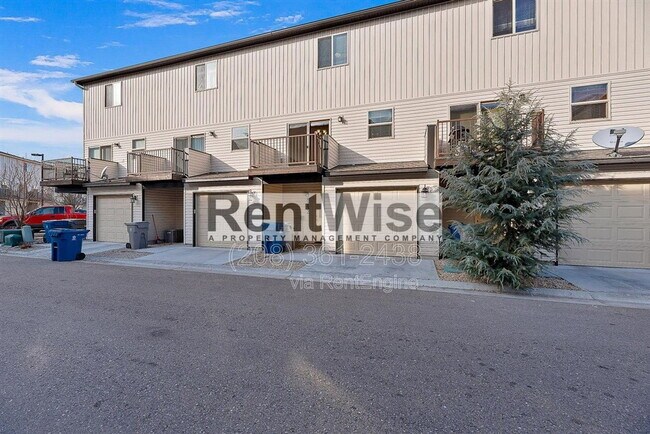 Building Photo - 8732 W Pine Valley Ln
