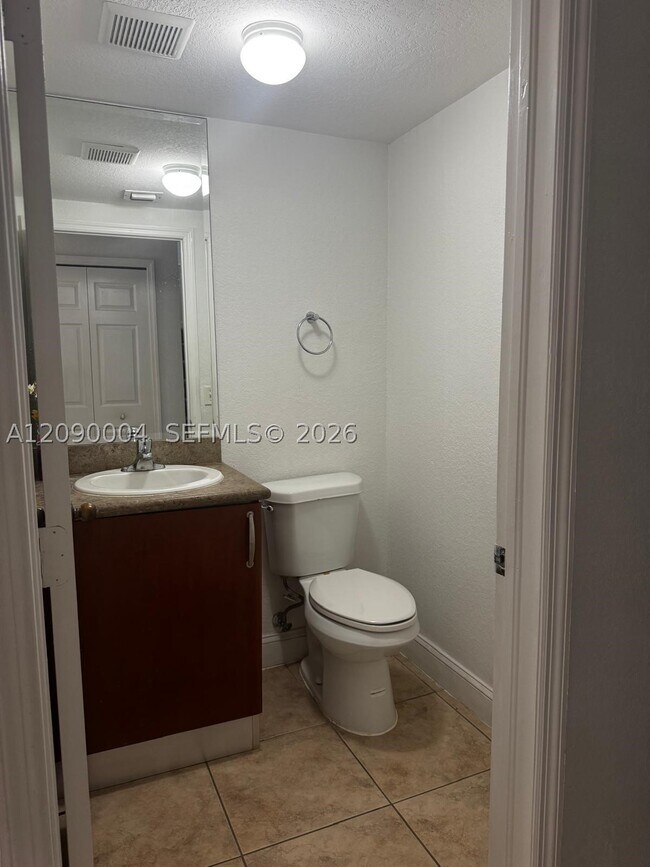 Building Photo - 18032 NW 74th Ct