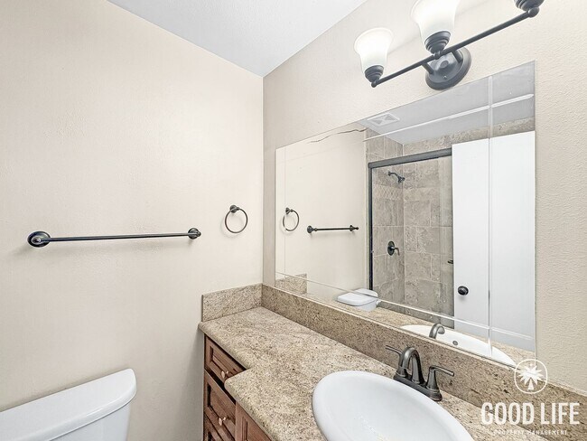 Building Photo - Light-Filled 2BD/2BA Top-Floor Condo in Mira Mesa with Granite Kitchen, Private Balcony & Pool