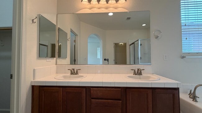 Building Photo - 4355 W Artemisa Dr