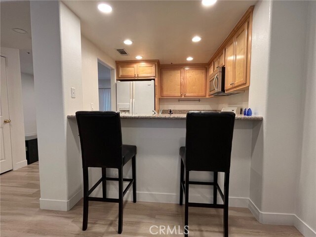 Building Photo - 38 N Bonnie Ave