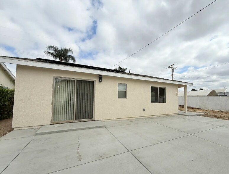 Building Photo - 15711 Fairgrove Ave