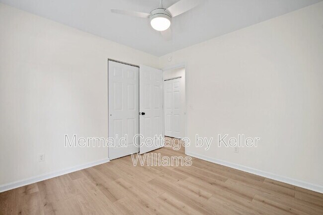 Building Photo - 7 Grandiflora Ln