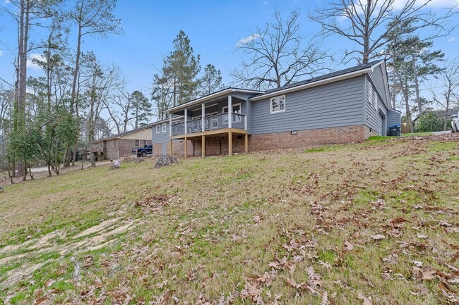 Building Photo - 1306 Dominica Dr