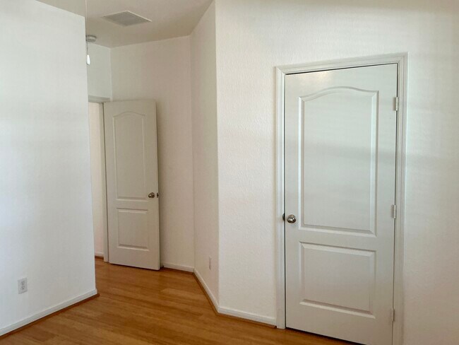 Building Photo - 4435 Wellington Grove Ln