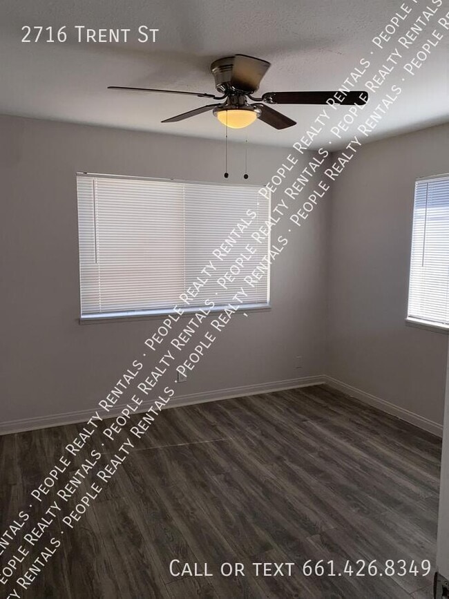 Building Photo - 2716 Trent St