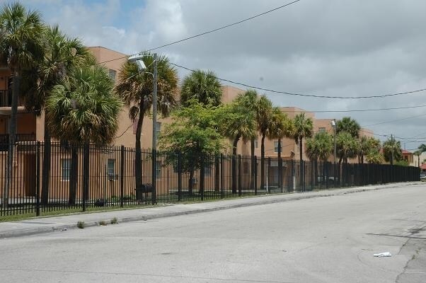 Building Photo - St. George Apartments