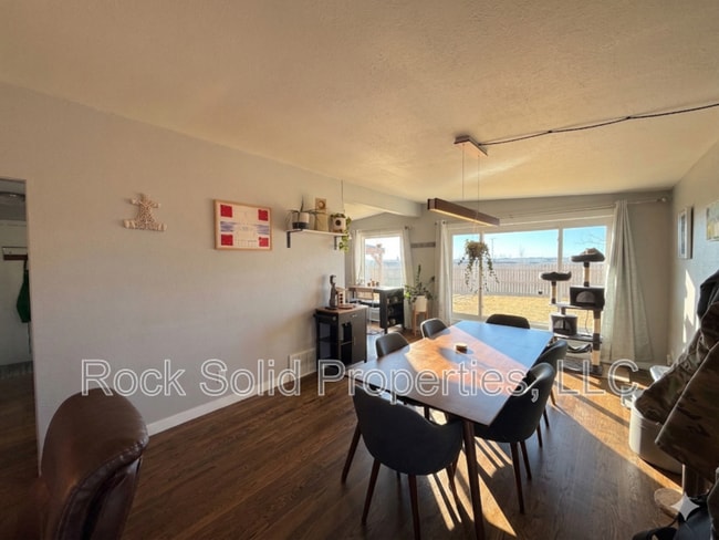 Building Photo - 3143 Green Valley Rd