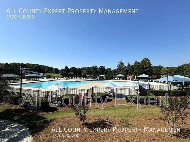 Building Photo - 3670 Fedorite Walk