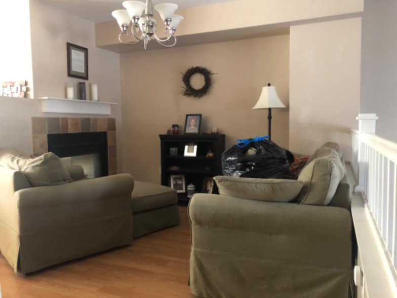 Building Photo - 4018 Independence Dr