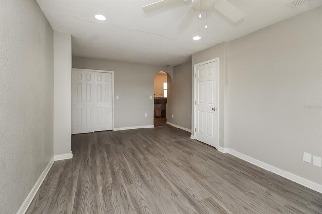 Building Photo - 125 Yale Dr