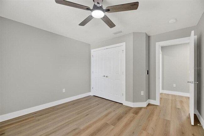 Building Photo - 10610 Boyette Creek Blvd