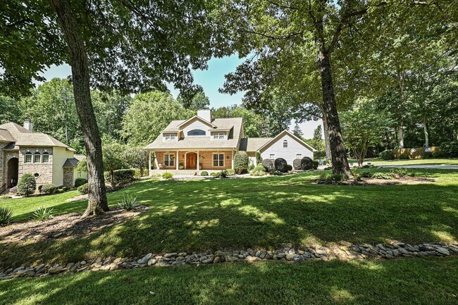 Building Photo - 8729 Riverwood Rd
