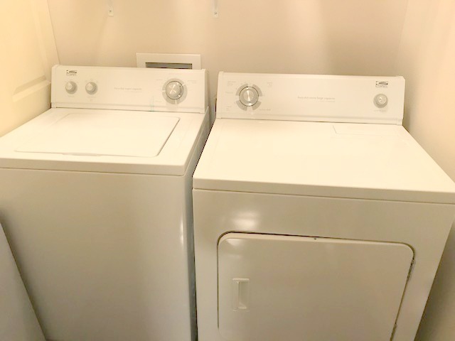 Washer Dryer In Unit - 600 Grandview Ct