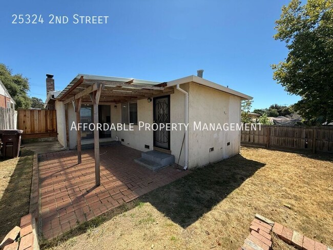 Building Photo - 25324 2nd St