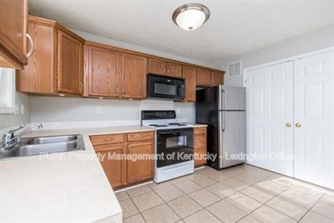 Building Photo - 3436 Pueblo Ct