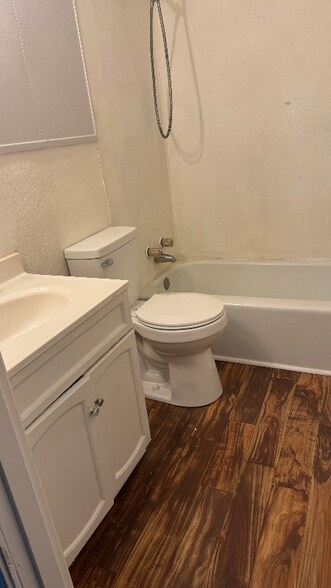 Building Photo - 315 N Claiborne St