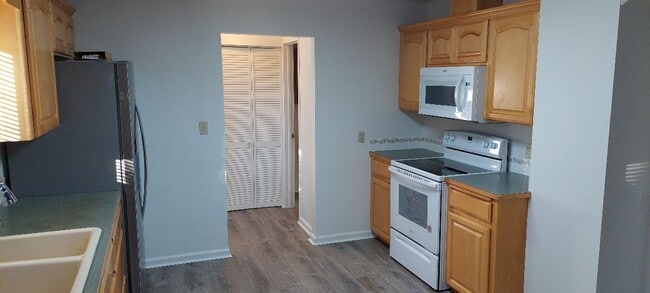 Building Photo - Charming 3-Bedroom home near BTC