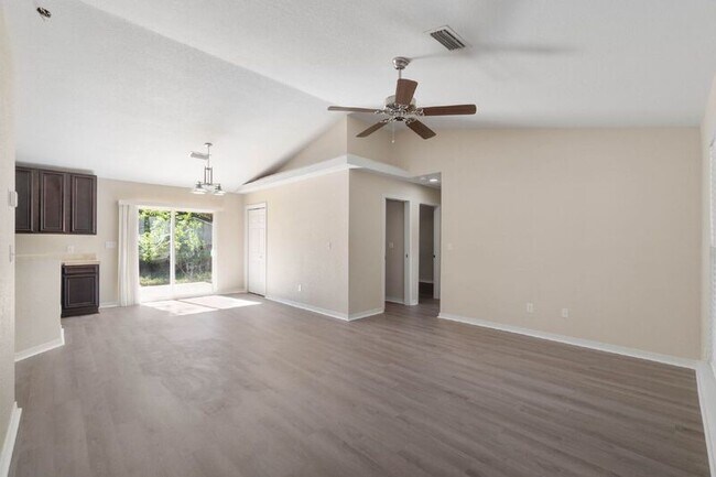 Building Photo - 1137 Finck Rd