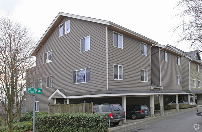 Building Photo - East Vista