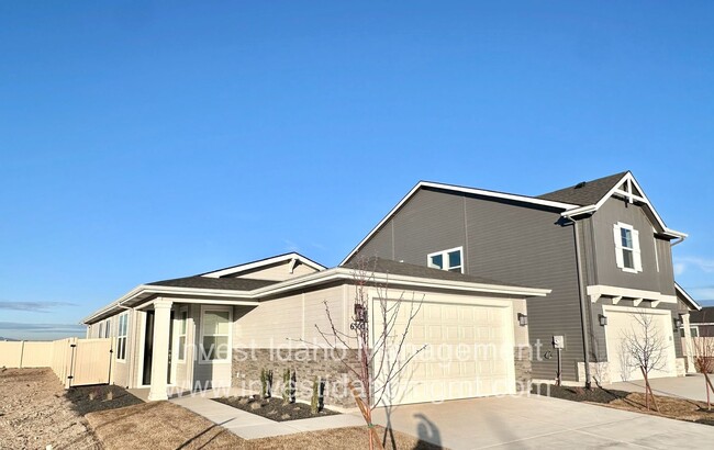 Building Photo - Brand new construction home available now!