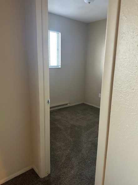 Building Photo - 7451 Lunitas Ln