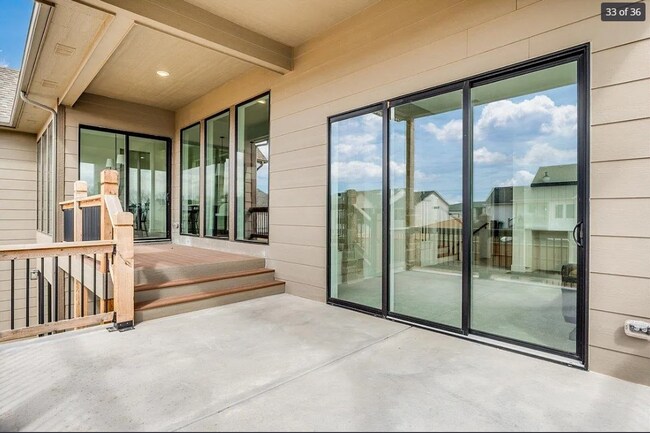 Building Photo - 113 N Ciderbluff St