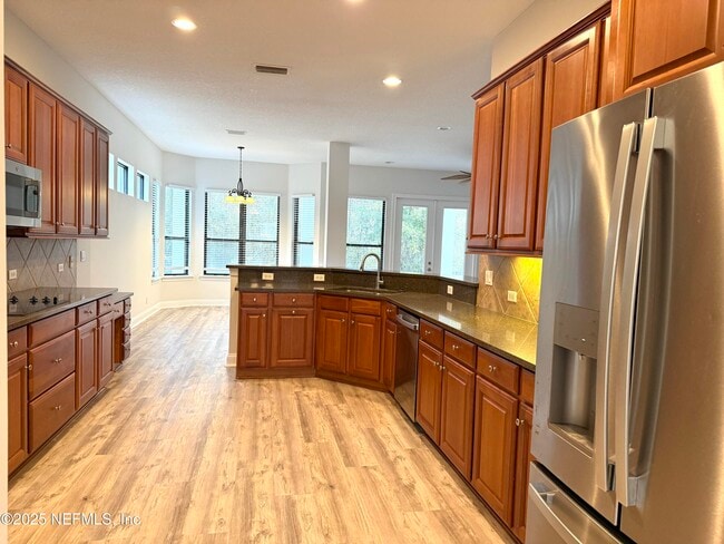 Building Photo - 3589 Sir Rogers Ct