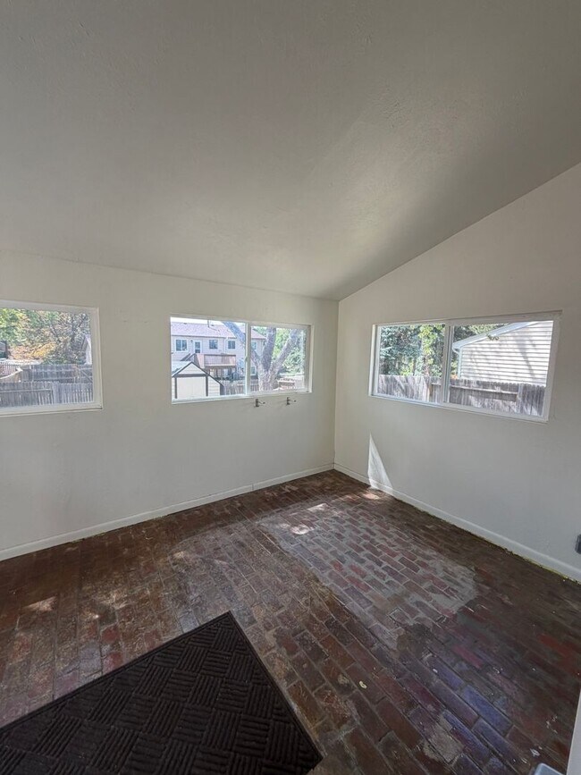 Building Photo - 16596 E Stanford Pl