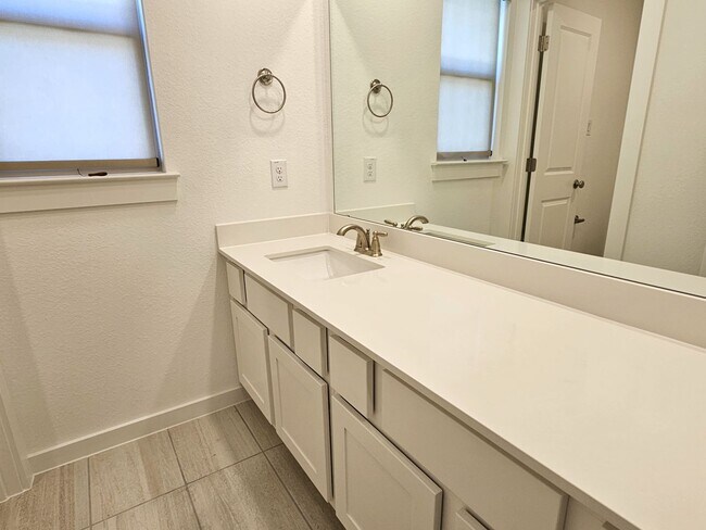 Building Photo - Gorgeous Wolf Ranch 4 Bed /  3 Bath Home!