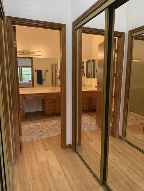Building Photo - 7904 Shelter Island Way