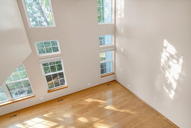 Building Photo - 10549 Wakefield Ln