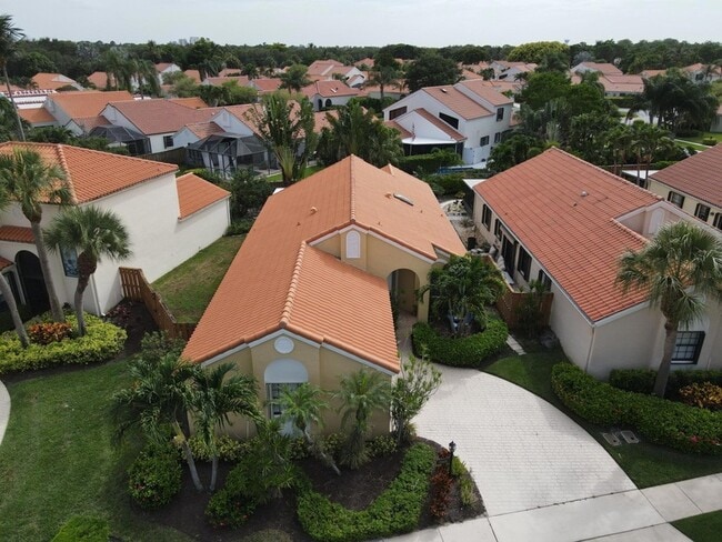 Building Photo - 2668 La Lique Cir