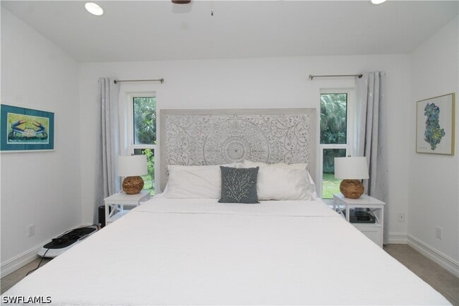 Building Photo - 721 Logan Blvd S