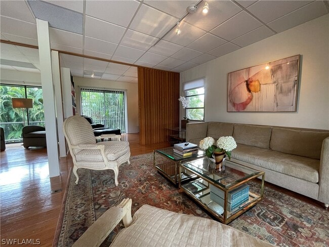 Building Photo - 1702 Hill Ave