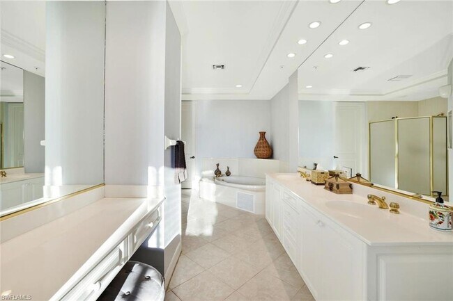 Building Photo - 4811 Island Pond Ct