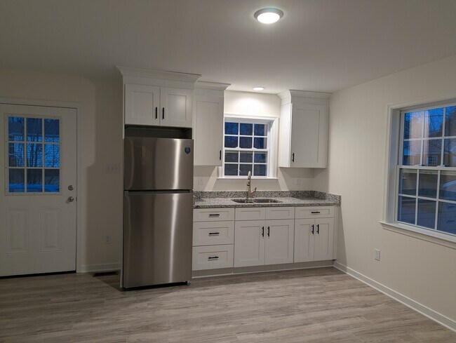 Building Photo - 4600 Chipoax Ave