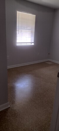 Building Photo - 141 Clinton Ct