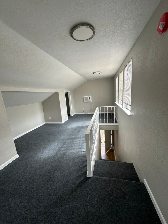 Building Photo - 643 Plantation Way
