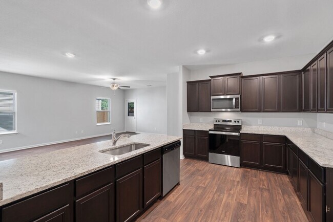 Building Photo - 3932 Northaven Trail