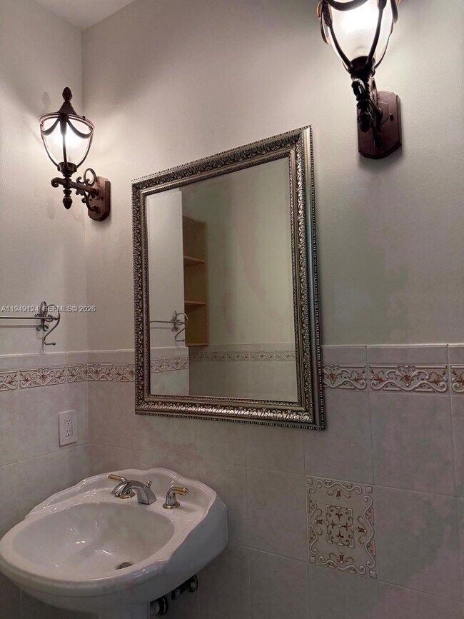 Building Photo - 8480 SW 98th St