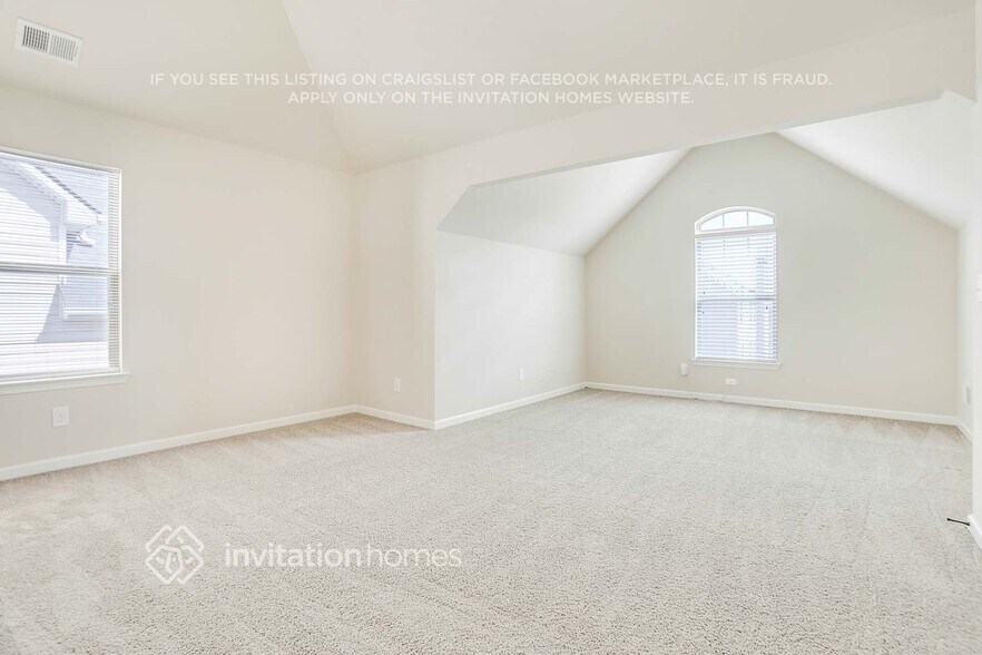 Building Photo - 3857 Valley Bluff Ln