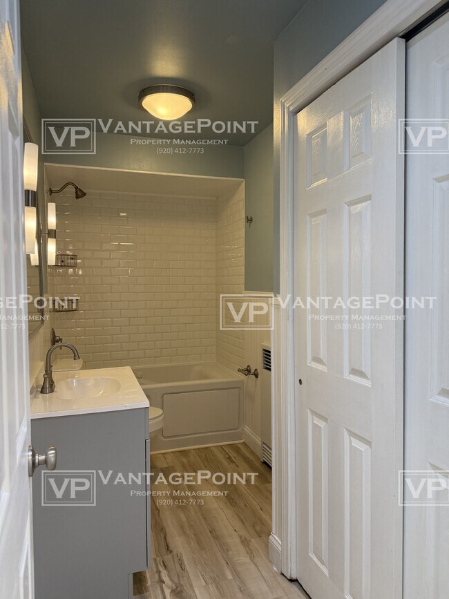 Building Photo - 1655 9th St