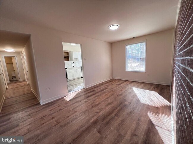 Building Photo - 782 Quince Orchard Blvd