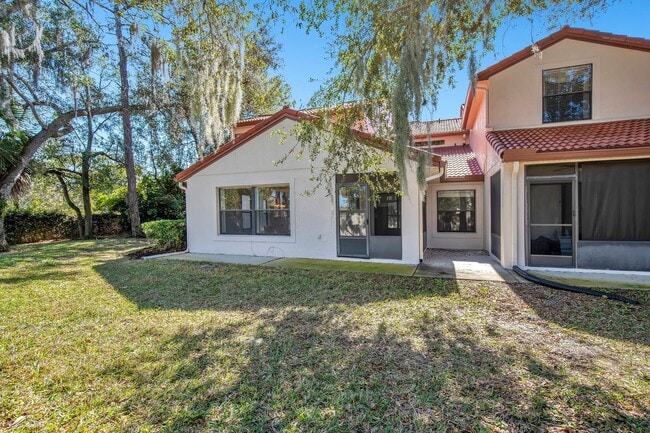 Building Photo - Spacious 3 Bedroom 2 Bath Condo in Gated Community of La Vita