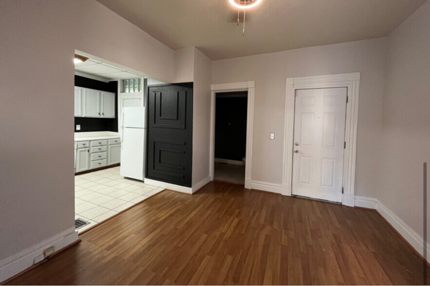 Living Room - 244 Oak St