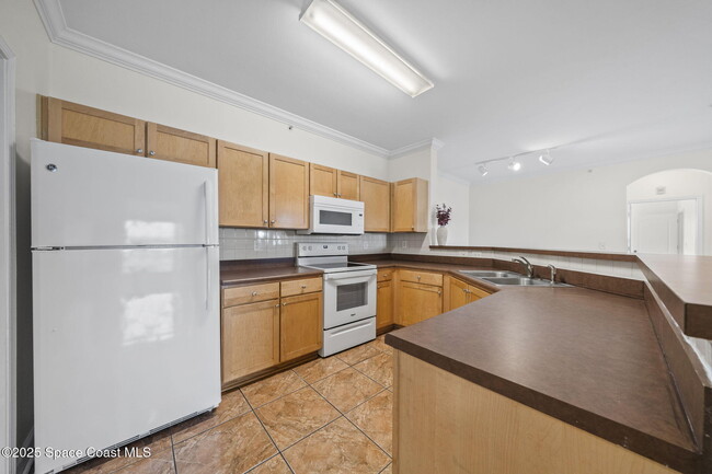 Building Photo - 6421 Borasco Dr