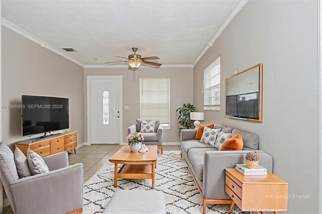 Building Photo - 1443 7th St